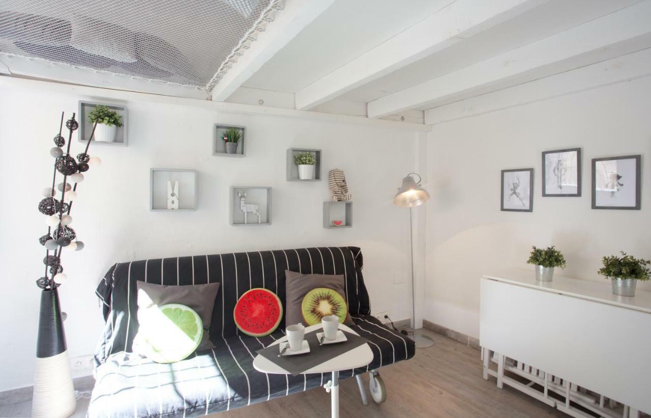 GregBnb-com - Filet suspendu ! - PARKING INCLUS - CLIMATISÉ - WIFI -15min Gare Toulon Extérieur photo